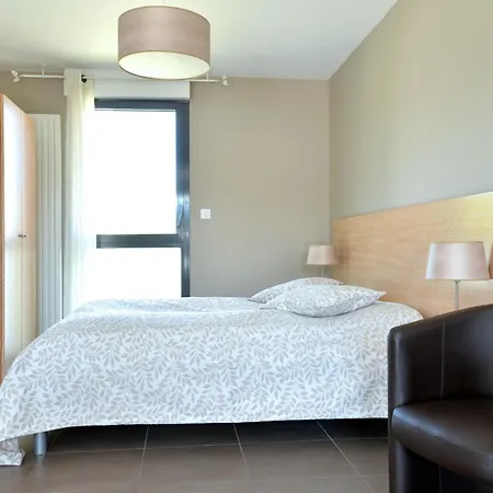 Sainte Hune * 우나비르