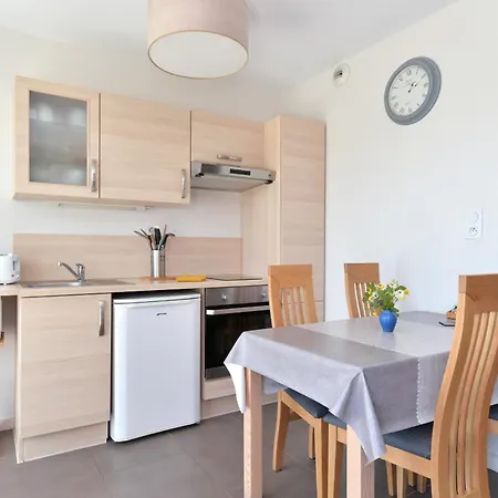 Sainte Hune 우나비르