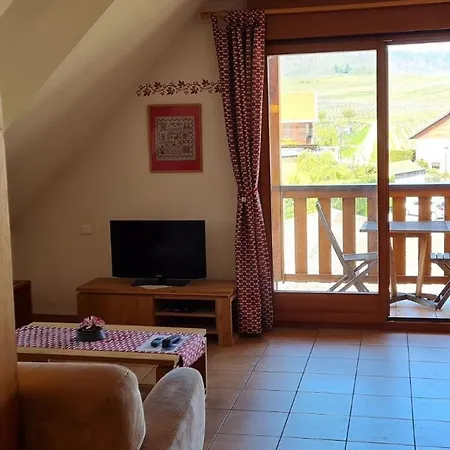 Sainte Hune 아파트