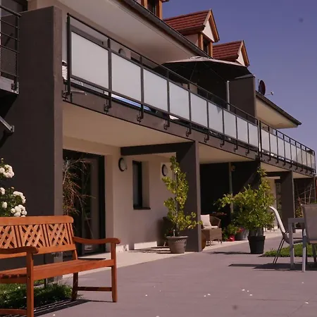 Sainte Hune 아파트 *