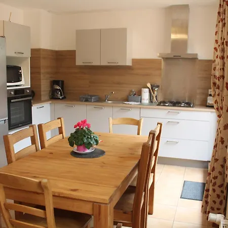 아파트 Sainte Hune 우나비르