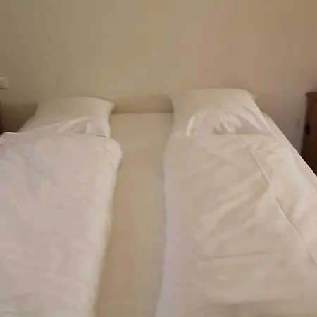 Sainte Hune 우나비르